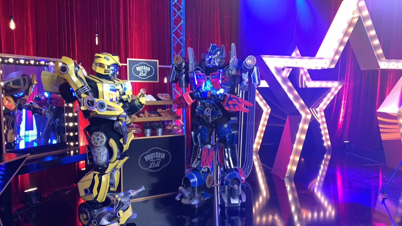 BumbleBee si Optimus Prime la Romanii Au Talent - Royal Entertainment